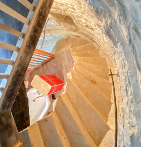 Le gîte des curies et le moulin de Brunard - L'escalier à colimaçon